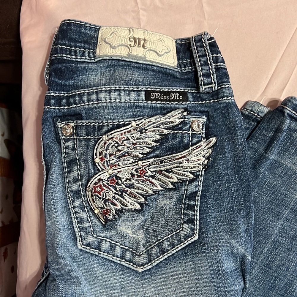 Jeans - Picture 2 of 3